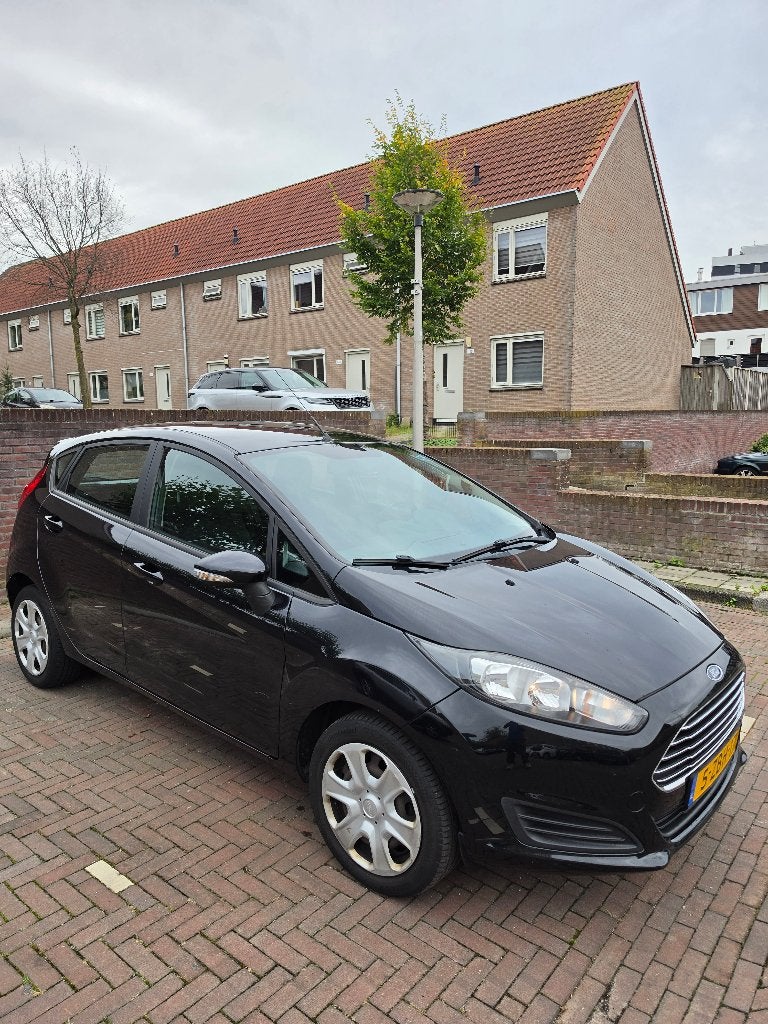 Foto 6 van Ford Fiësta 1.0 48KW/65PK 5D 2014 Zwart