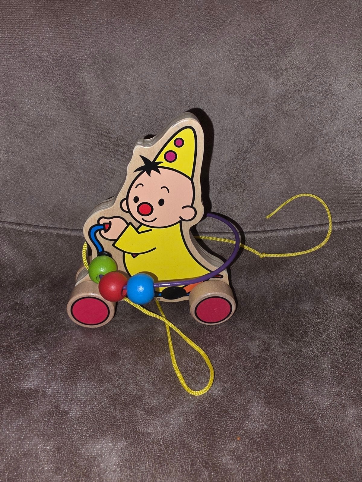 Houten trekfiguur met kralen - bumba thema, Ophalen of Verzenden, Zo goed als nieuw, Overige typen, Met wieltjes
