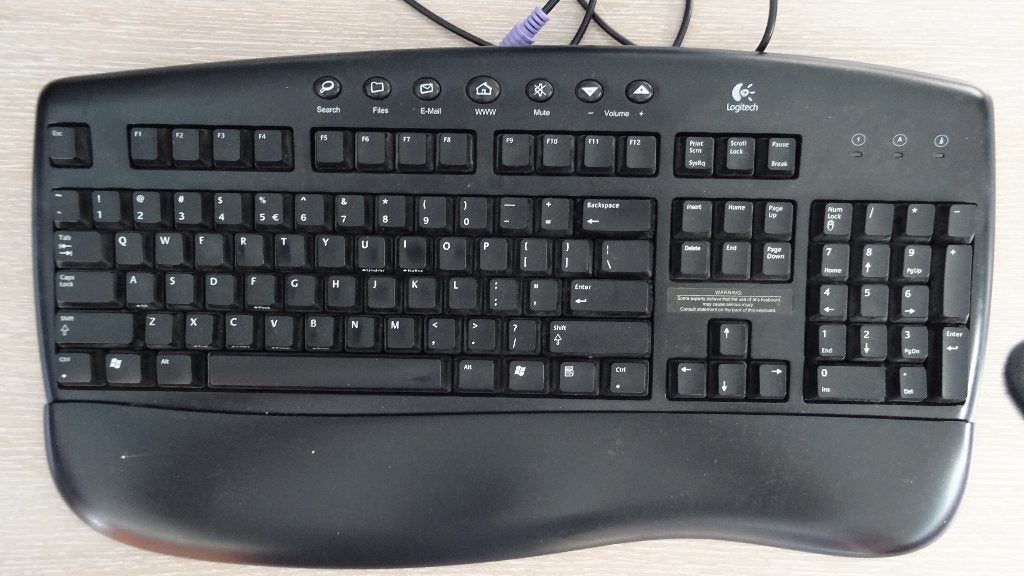Logitech Internet Keyboard SK‑2930 – PS2 – multimedia, Gebruikt, Ophalen of Verzenden, Qwerty, Logitech toetsenbord