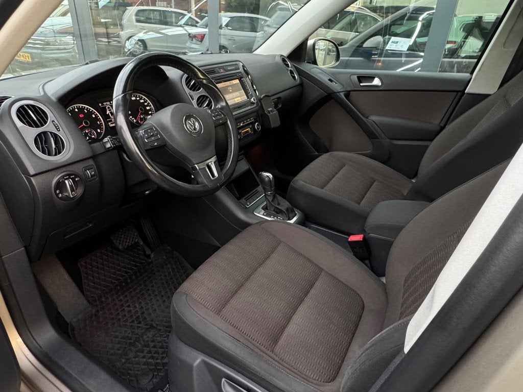 Volkswagen Tiguan 2.0 TSI Sport&Style 4Motion | Pano. | Came, Automaat, Gebruikt, 4 cilinders, Alcantara