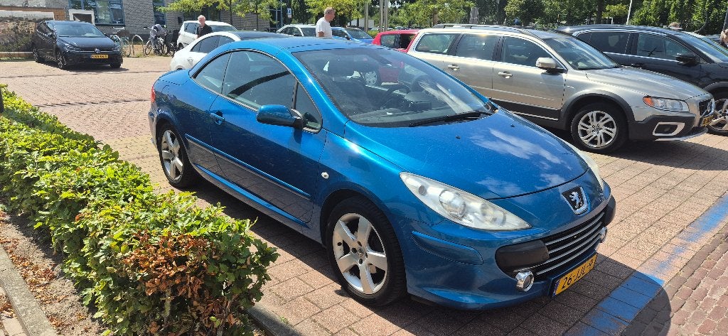 Peugeot 307 2.0 16V CC 2009 Blauw, Auto's, Peugeot, Voorwielaandrijving, Zwart, 4 cilinders, Cabriolet