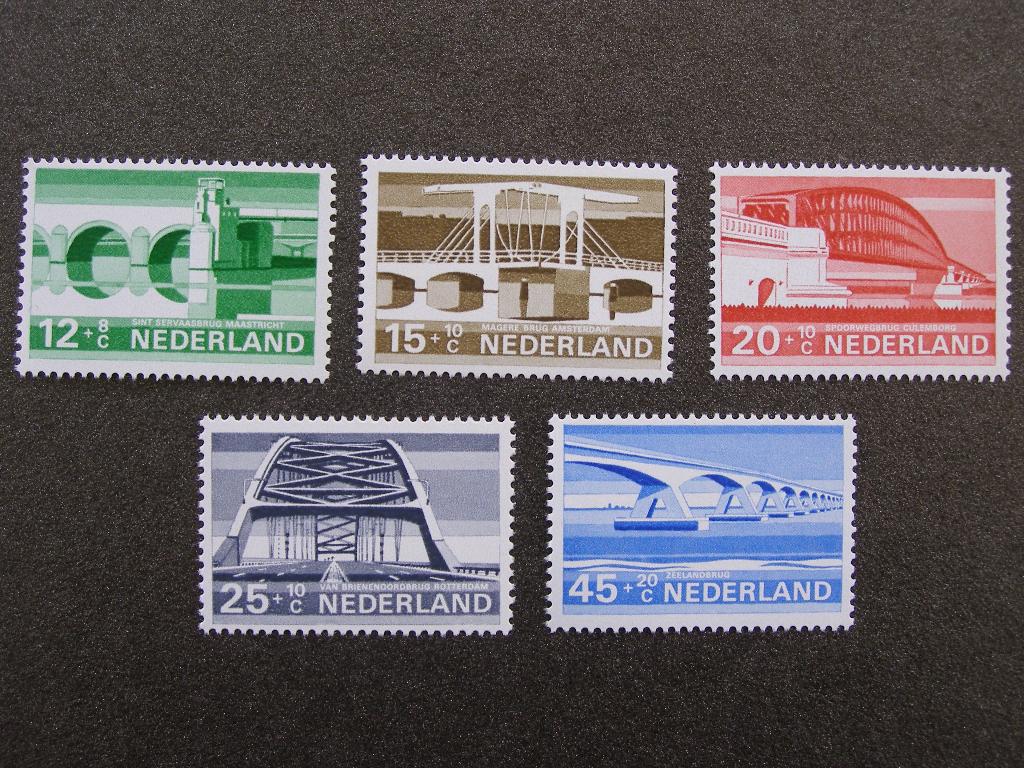 1968: NVPH 901 / 905, Zomerzegels, Bruggen; postfris, Ophalen of Verzenden, Na 1940, Postfris