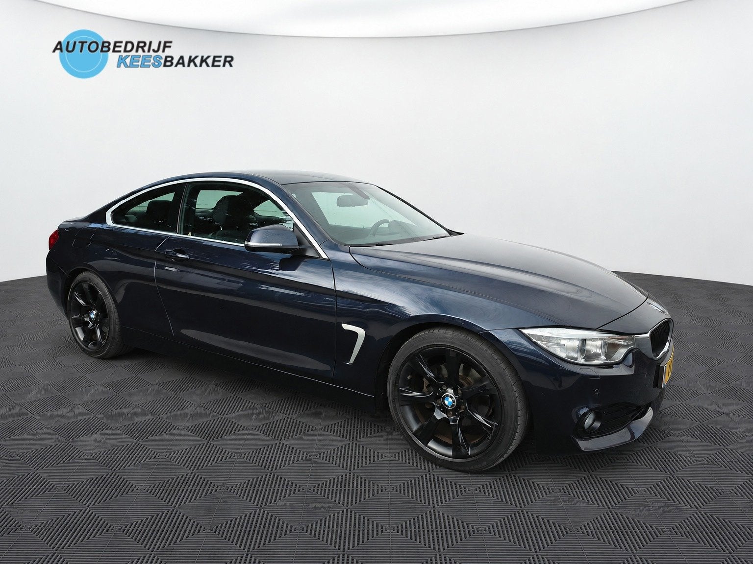 BMW 4-serie Coupé 420i Executive / Elektr. trekhaak / Cruis, Auto's, Automaat, Gebruikt, Origineel Nederlands, 184 pk