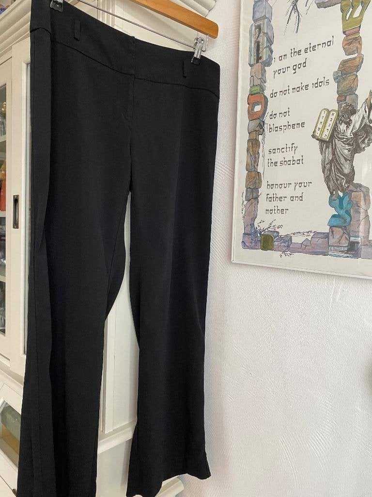 Max Mara broek zwart 44, Zwart, Maat 42/44 (L), Ophalen of Verzenden, Zo goed als nieuw
