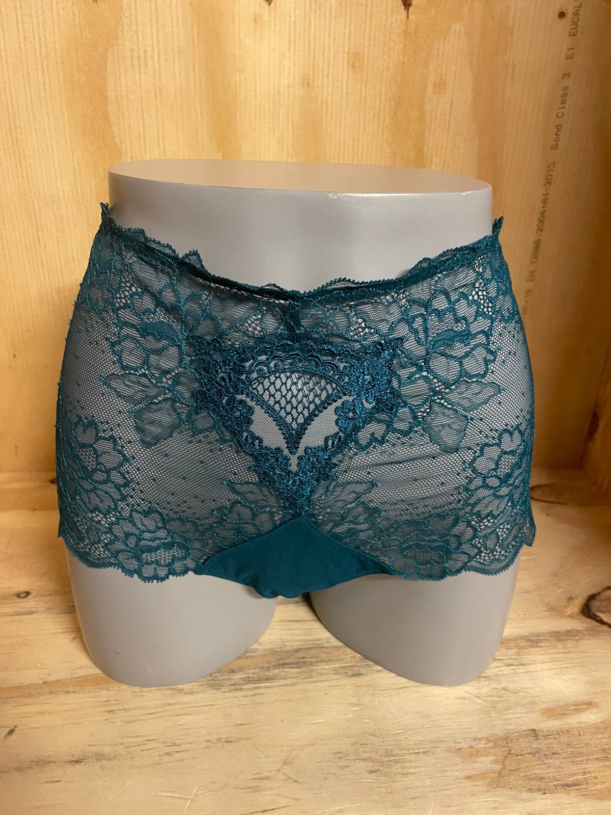 Lise charmel taille slip Maat 42 Model sublime en dentelle, Verzenden, Slip
