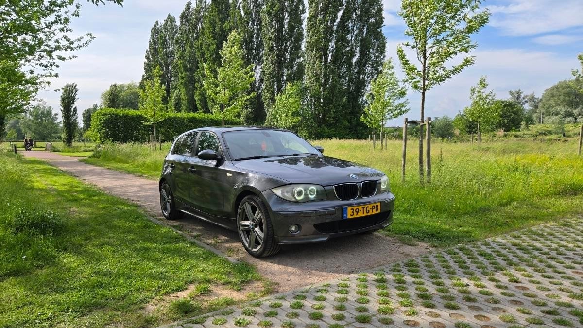 BMW 1-Serie 2.0 120I AUT 2006 Graphite, Achterwielaandrijving, 1995 cc, 150 pk, Particulier