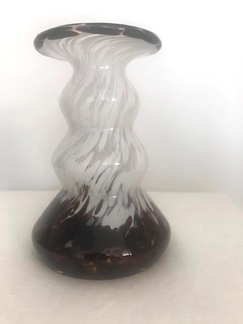 vintage Zweeds vaasje, Antiek en Kunst, Antiek | Glas en Kristal, Ophalen of Verzenden