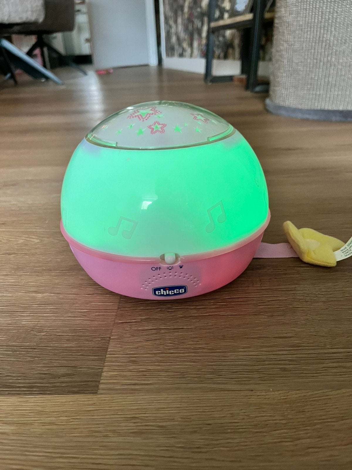 Chicco lamp met verschillende kleuren licht en slaap muziek, Ophalen of Verzenden, Zo goed als nieuw