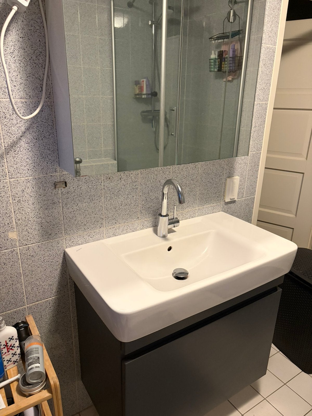 Badkamer meubel net kraan en spiegelkast, donkergrijs, Ophalen, Spiegelkast, 50 tot 100 cm, Zo goed als nieuw