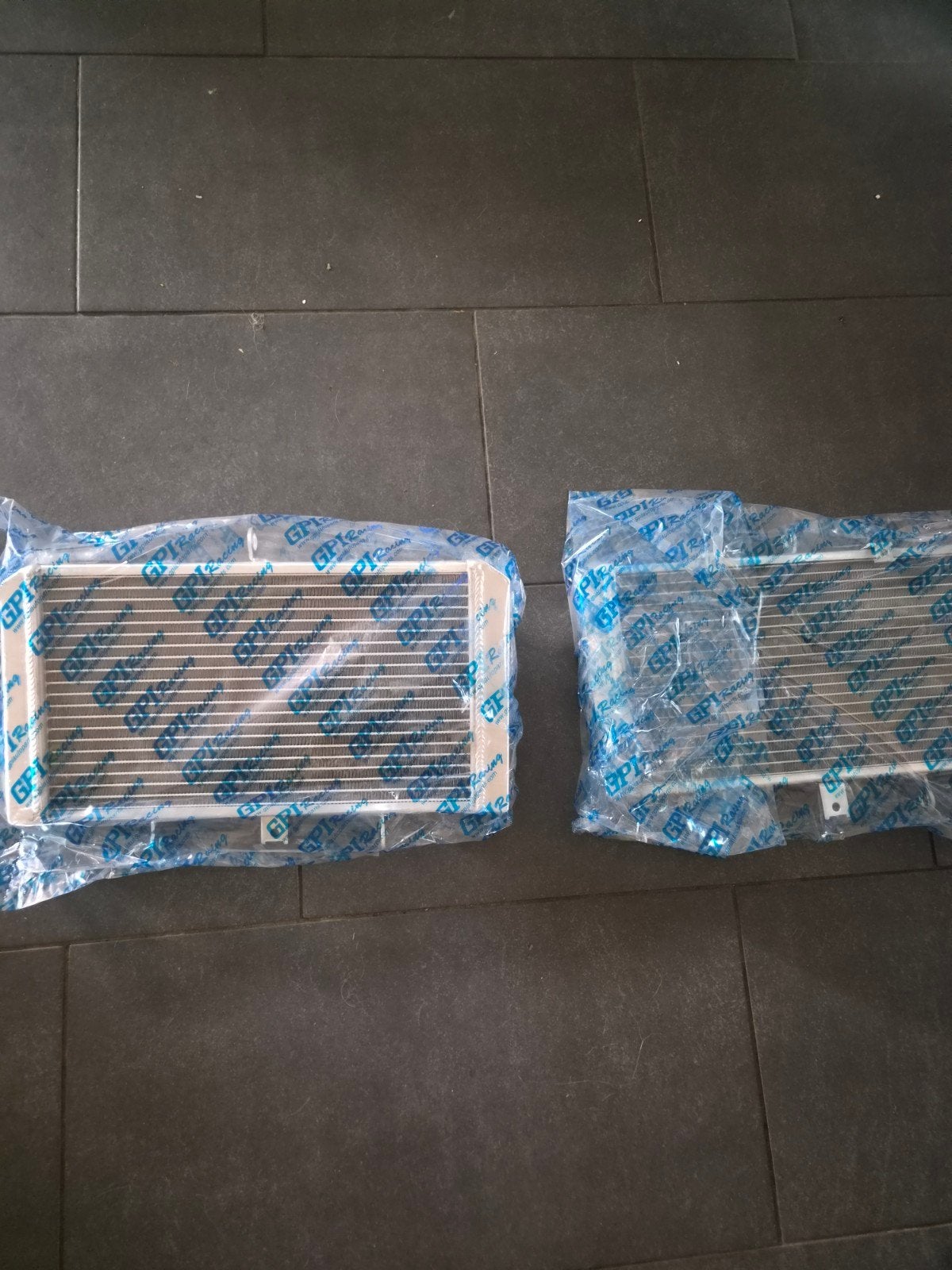 Nieuwe GPI Racing Radiateuren (2 stuks), Ophalen of Verzenden, Nieuw, Universele onderdelen