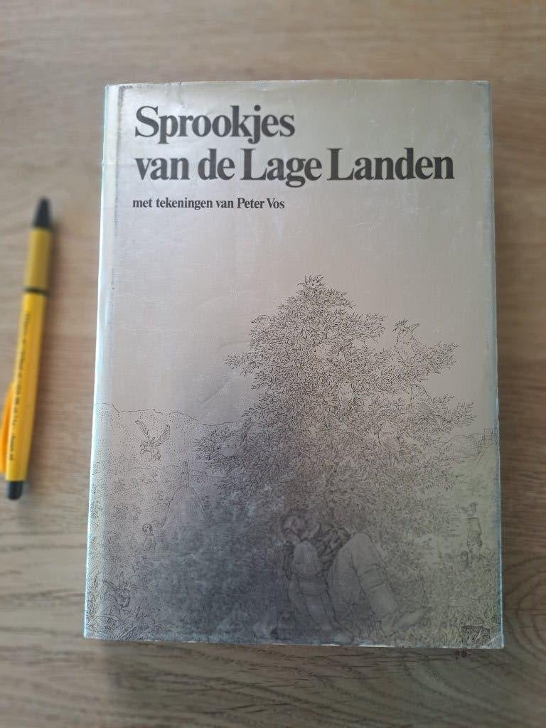 SPROOKJES VAN DE LAGE LANDEN. TEKENINGEN PETER DE VOS., Ophalen of Verzenden, Gelezen, Eelke de Jong