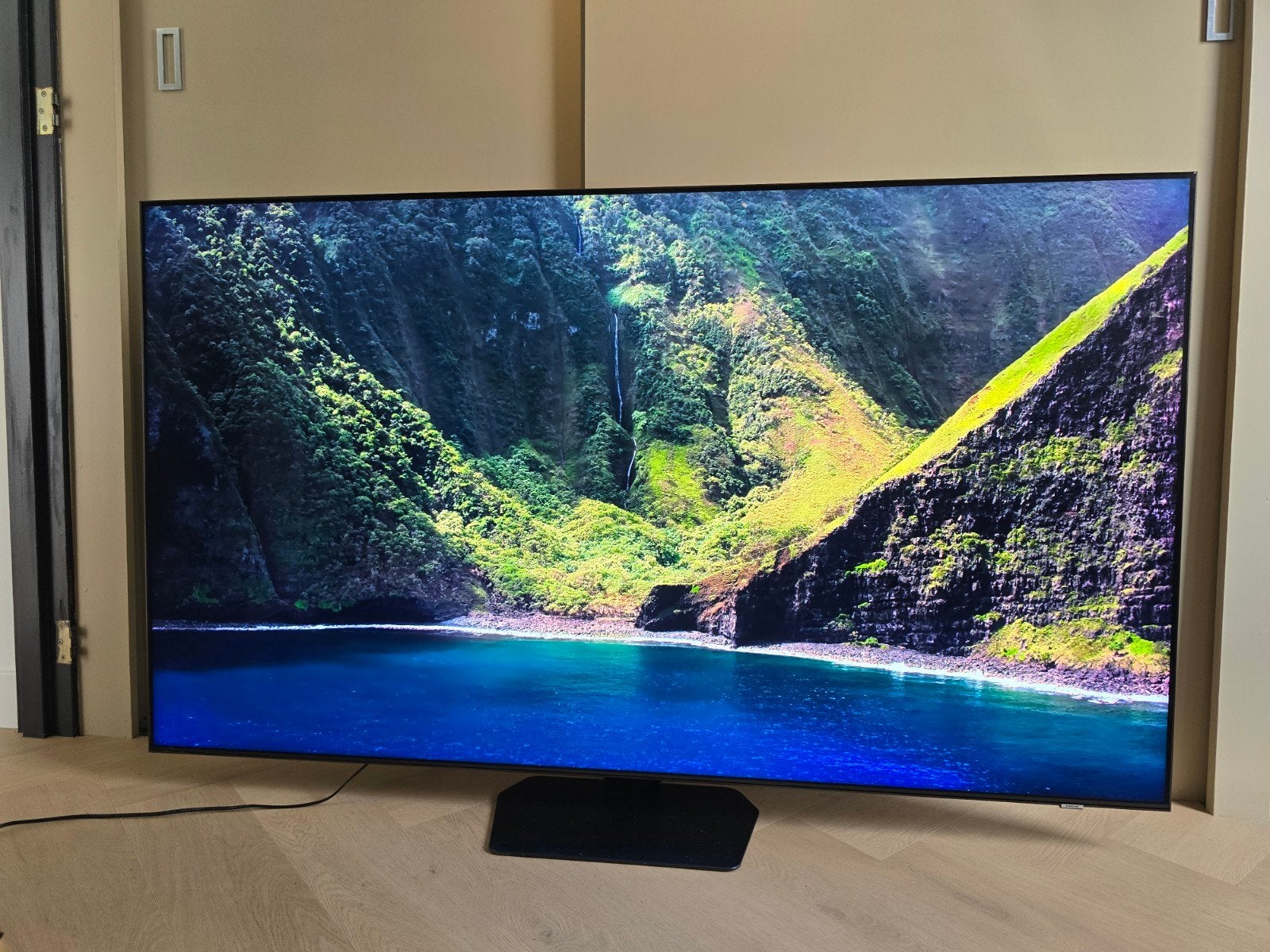 Samsung 65QN90D QLED TV met lichte schade, incl. factuur, Audio, Tv en Foto, Televisies, Ophalen, 120 Hz, Samsung, 100 cm of meer