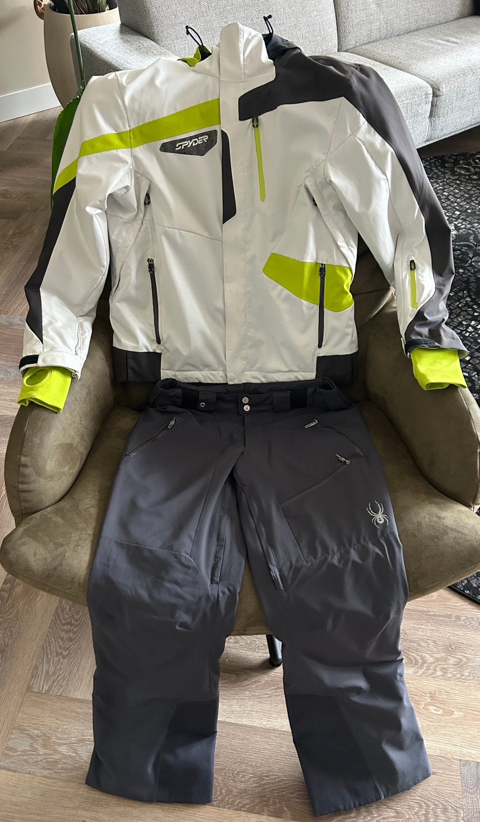Spyder ski jas & broek / Jas mt 52 / Broek mt 50 /, Kleding | Heren, Ophalen, Gedragen, Maat 52/54 (L), Jack