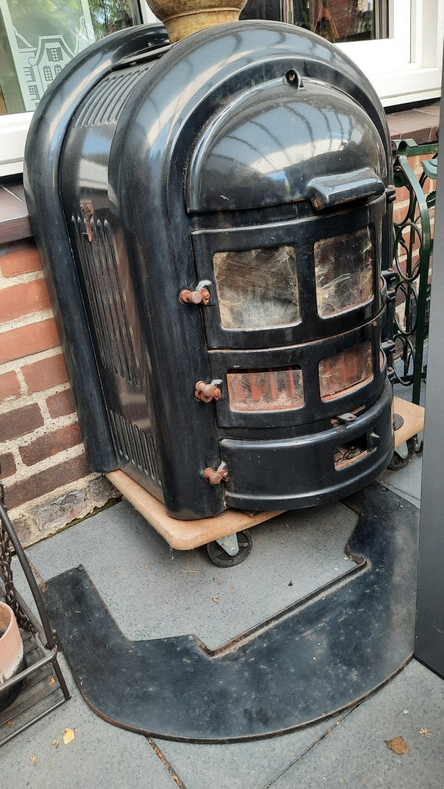 "Bolle buik" kachel met voetplaat, Huis en Inrichting, Kachels, Ophalen