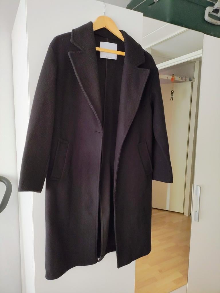 Bershka mantel, Kleding | Dames, Jassen | Winter, Ophalen of Verzenden, Zo goed als nieuw, Maat 36 (S), Zwart
