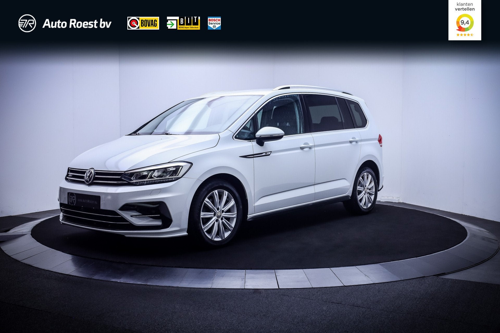 Volkswagen Touran 1.8 TSI Dsg 7p R-LINE Highline FULL LED |, 1441 kg, Gebruikt, Zwart, 4 cilinders