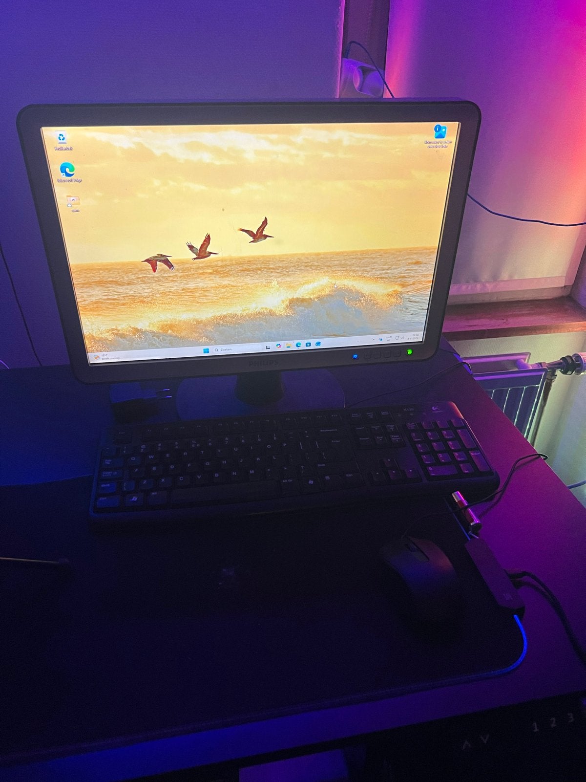 Nette Asus PC met toetsenbord en muis, Ophalen, HDD, Zo goed als nieuw, Met videokaart