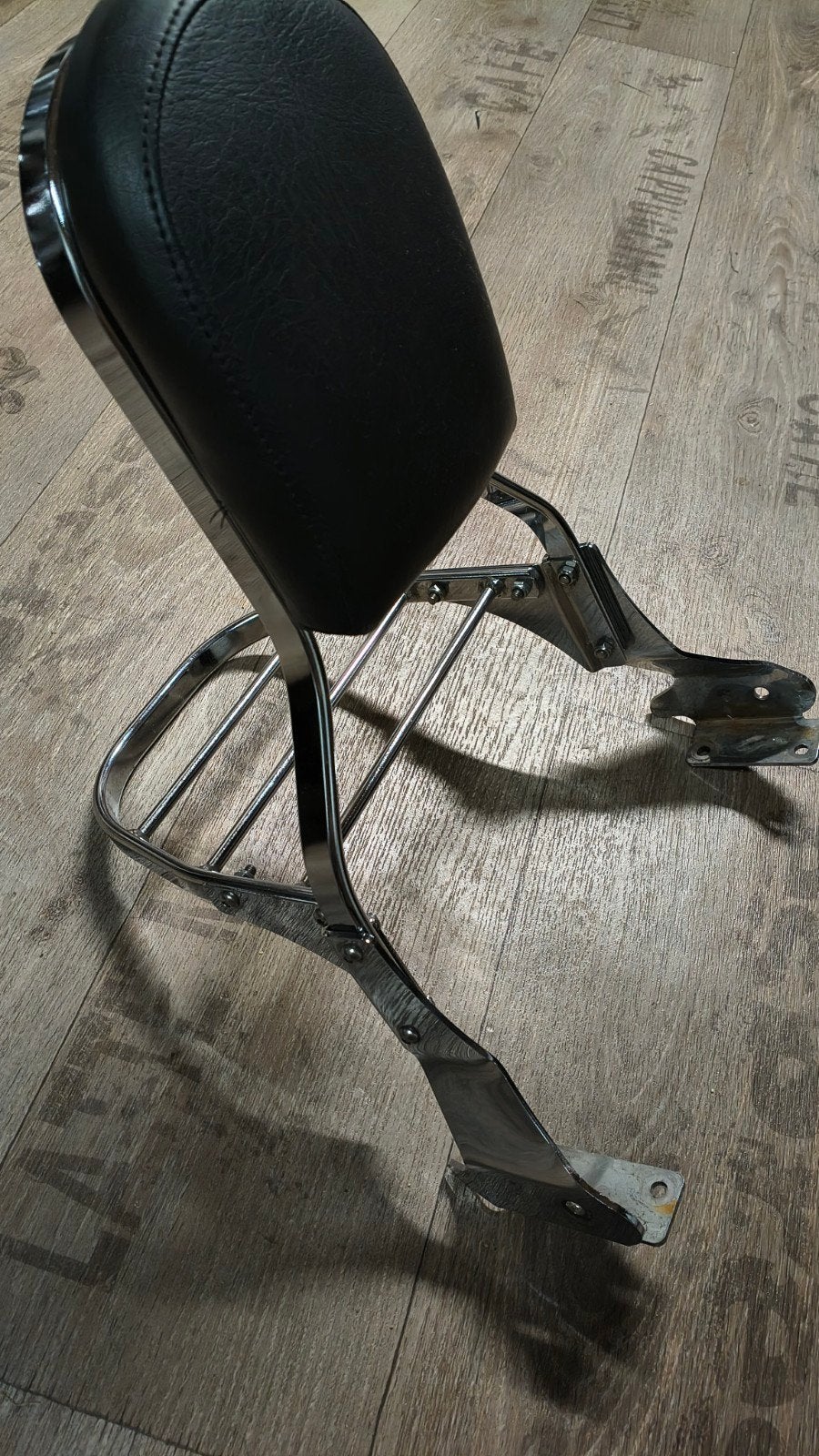 SISSYBAR, Motoren, Ophalen