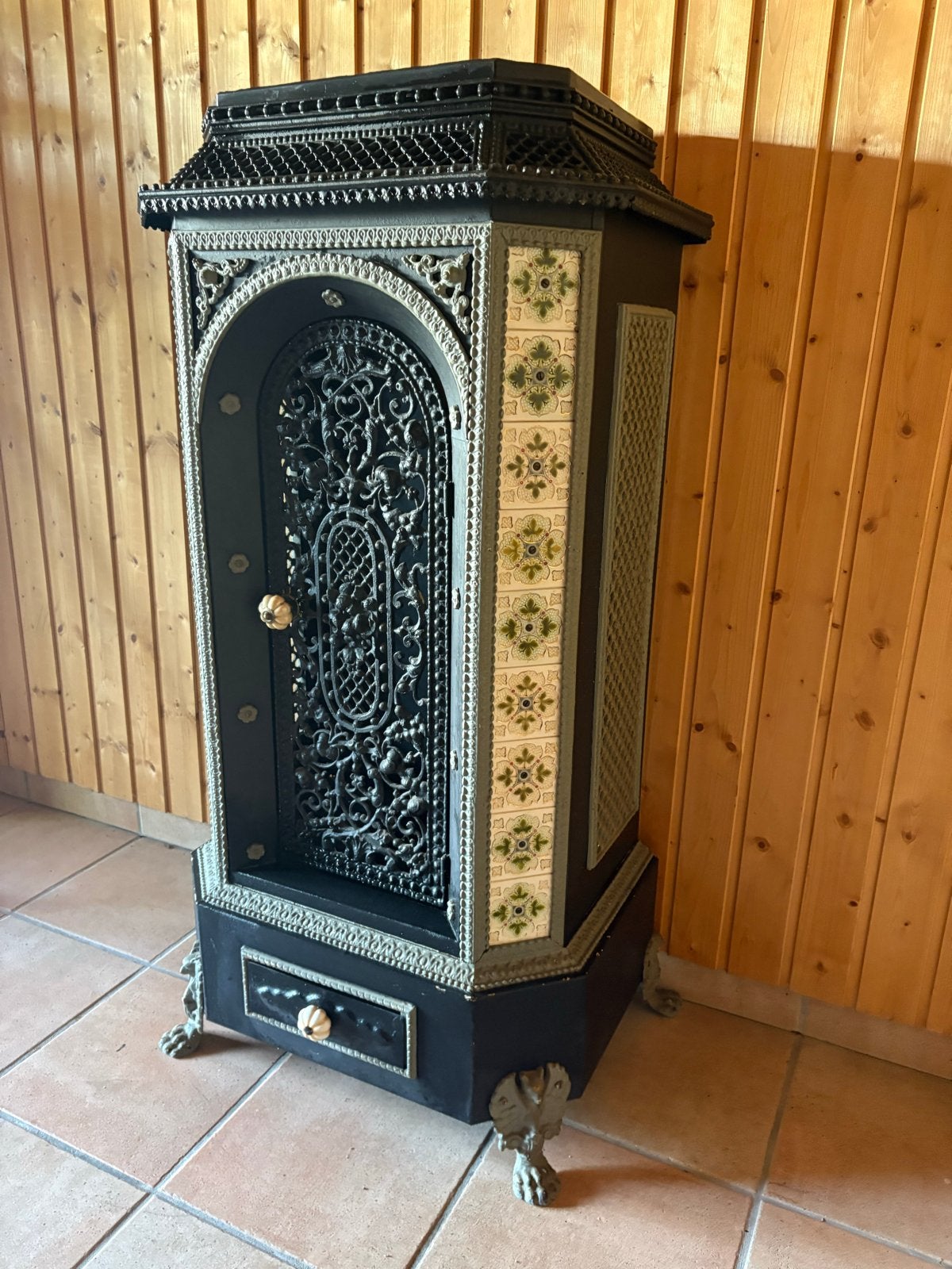 Antieke Duitse sier/stookkachel uit 1900 - Nette staat, Ophalen, Gebruikt, Vrijstaande haard, Houthaard