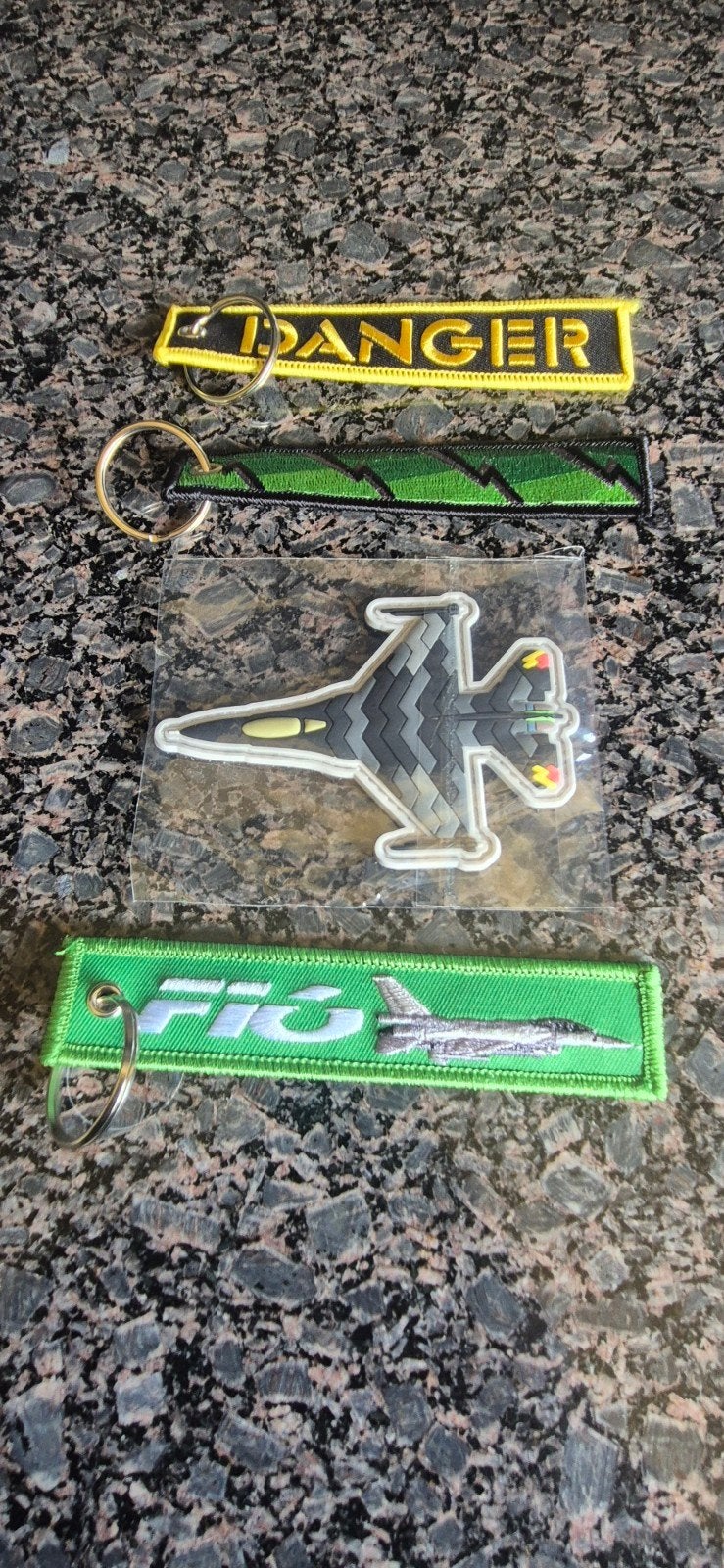 Dream viper f16 patch met 3 sleutel vlaggen., Ophalen of Verzenden, Nieuw, Patch, Badge of Embleem