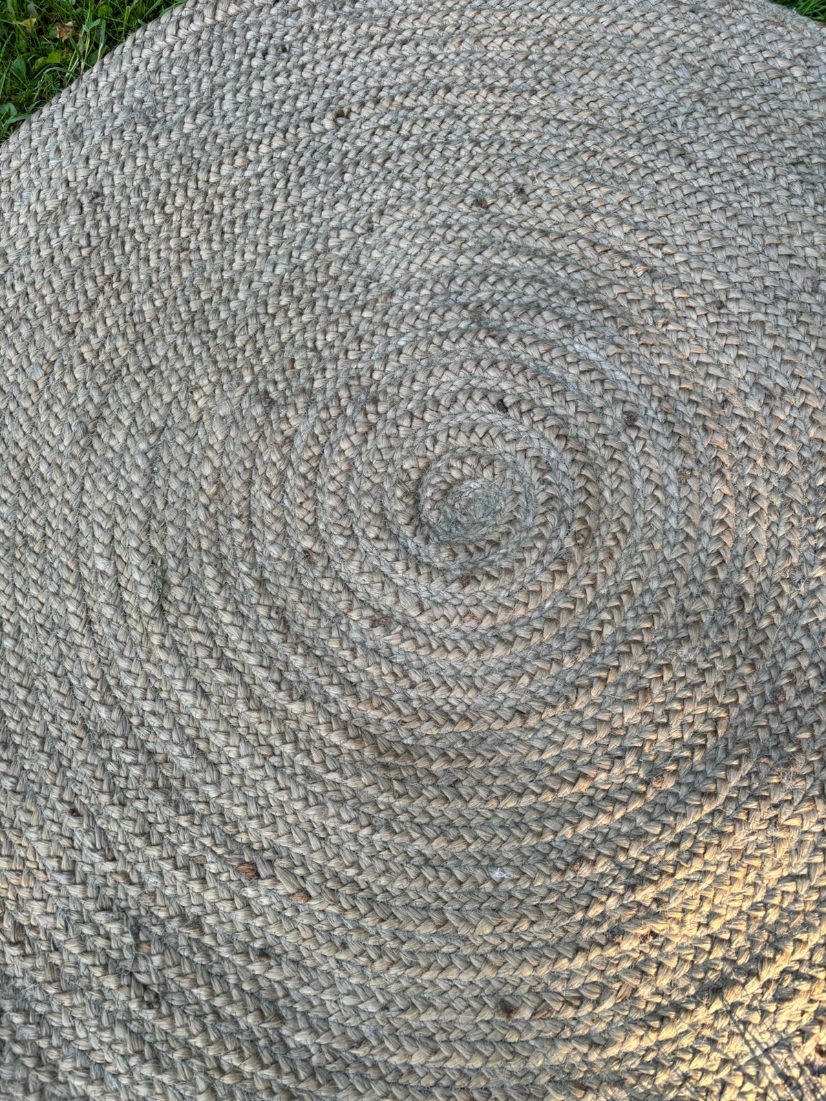 Rug vloerkleed diameter 90 cm nu voor 10 euro!, Huis en Inrichting, 50 tot 100 cm, Bruin, Rond, Zo goed als nieuw