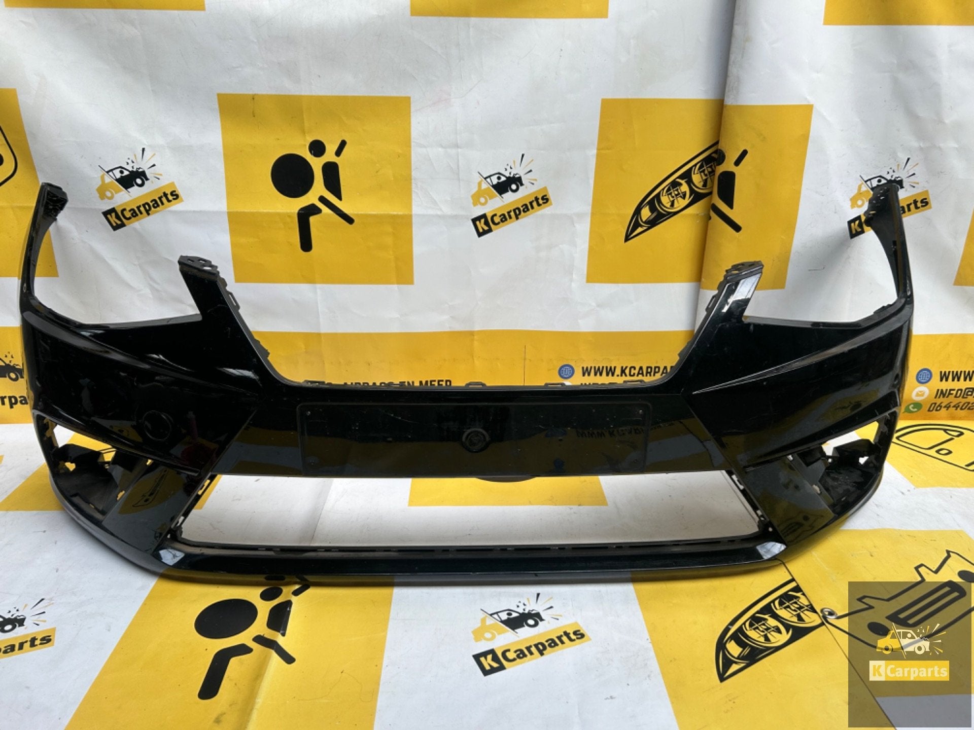 Voorbumper seat ibiza 5 V 6F PDC Origineel bumper 6F0807221D