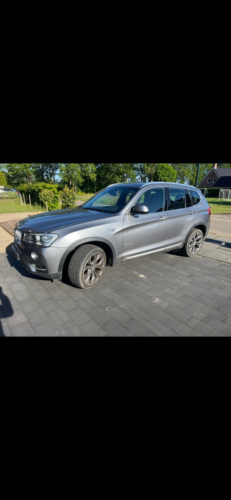 BMW X3 2.0 Sdrive 20I AUT 2015 Grijs MOTOR KAPOT!, Auto's, BMW, Achterwielaandrijving, Zwart, 4 cilinders, 2000 kg
