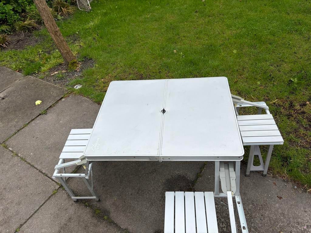Bo-Camp Aluminium Opvouwbare Picknicktafel met Parasolgat, Caravans en Kamperen, Ophalen, Gebruikt, Campingtafel