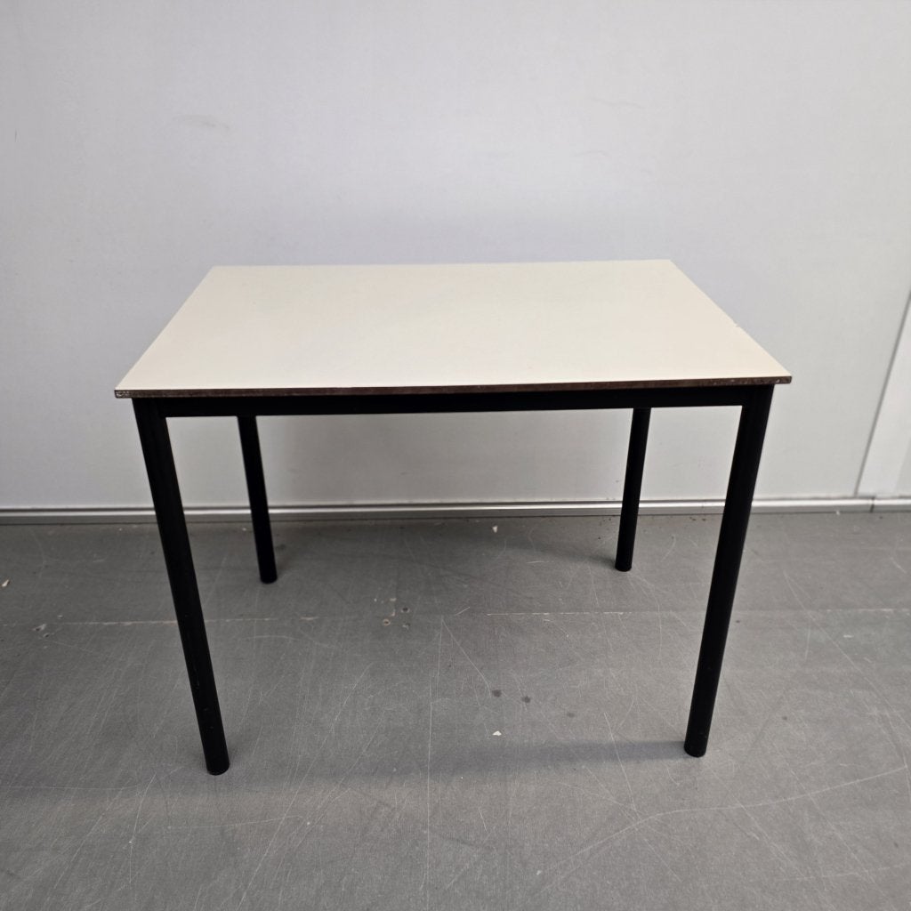 Kleine retro bijzettafel - 74x90x60 cm, Niet ingevuld, Gebruikt, Niet ingevuld, Niet ingevuld