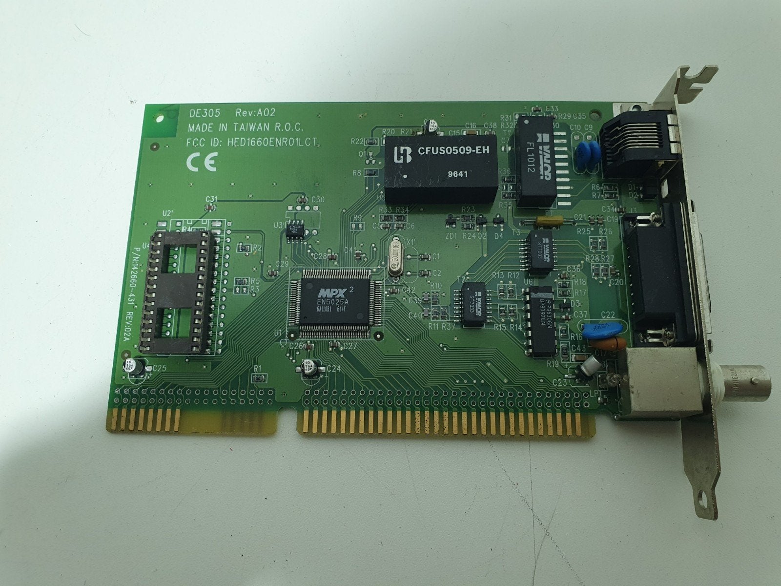 DE305 ISA Netwerkkaart Combo BNC/AUI/RJ45 Vintage, Etherworks, Intern, Gebruikt, .