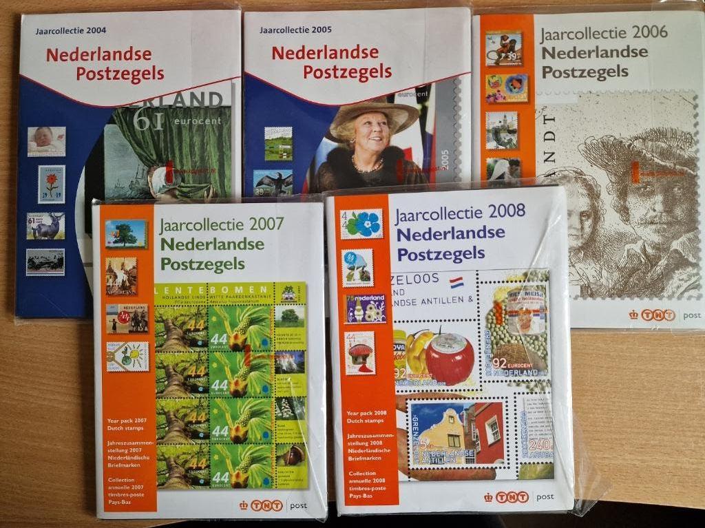 Jaarcollecties 2004 t/m 2008 nominaal €220,- NU -55%, Ophalen of Verzenden, Na 1940, Postfris