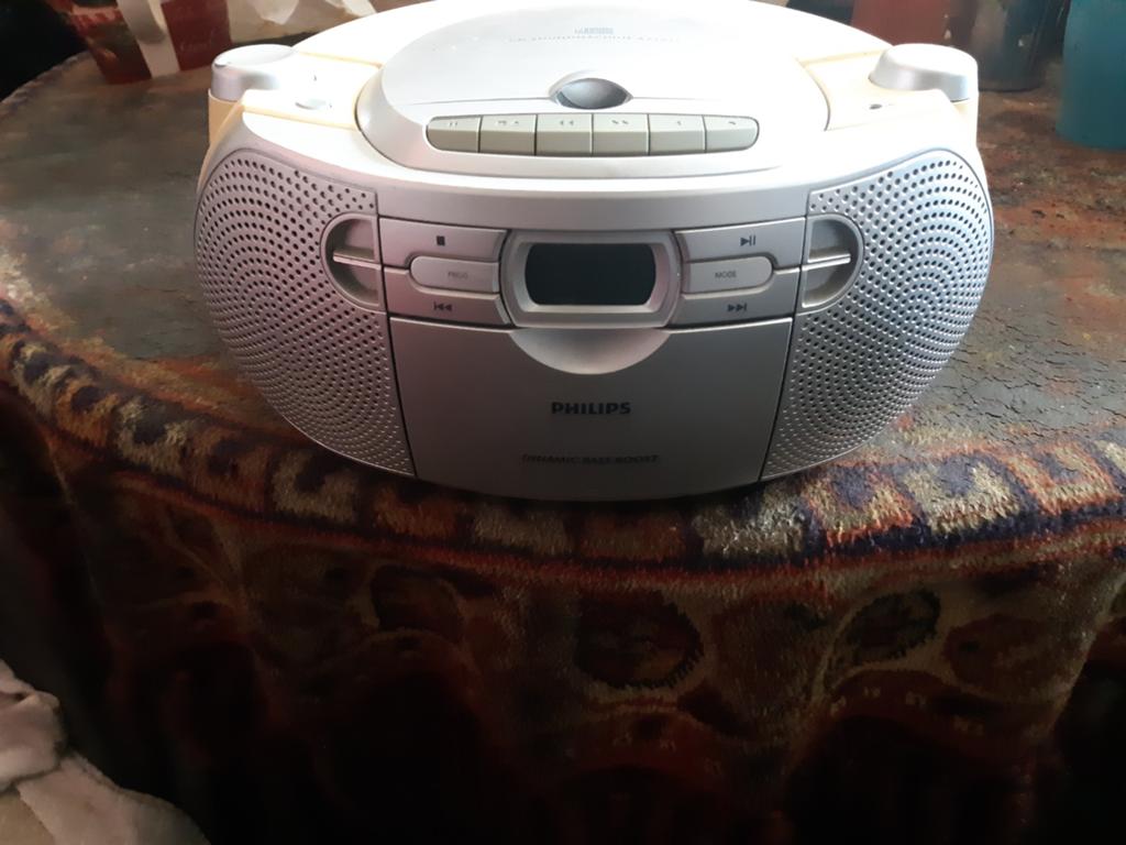 MOOIE VERZORGDE RADIO CASSETTE RECORDER 19.95 EURO, Ophalen of Verzenden
