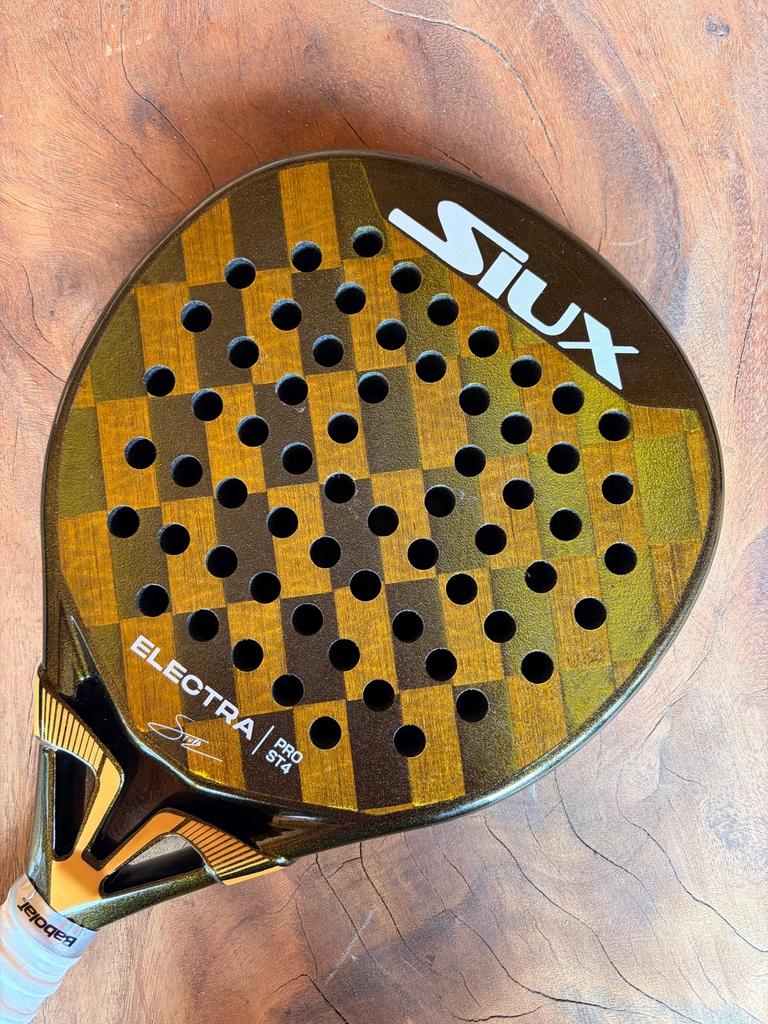 Siux Electra ST4 Padelracket - Zo goed als nieuw, Sport en Fitness, Padel, Zo goed als nieuw, Padelracket, Ophalen