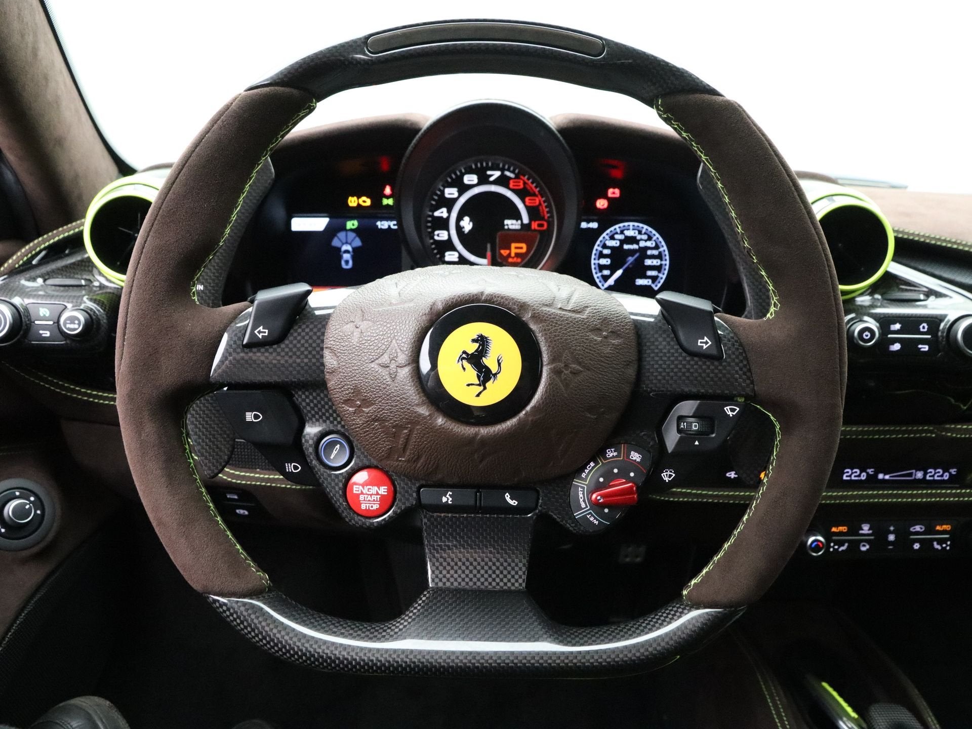Ferrari F8 Tributo Novitec N-Largo Tailor Made 1 of 15, Automaat, 12 maanden, Achterwielaandrijving, Gebruikt