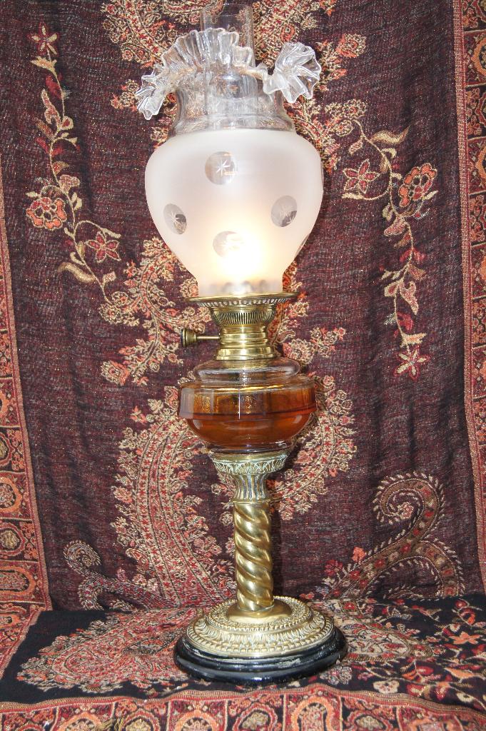 Staande Petroleum Lamp, Antiek en Kunst, Antiek | Lampen, Ophalen of Verzenden