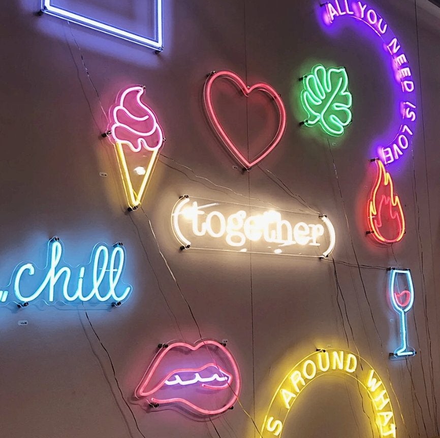 NEON SIGN BITING LIPS | CANDY SHOCK (NIEUW), -, Lichtbak of (neon) lamp, -, Nieuw