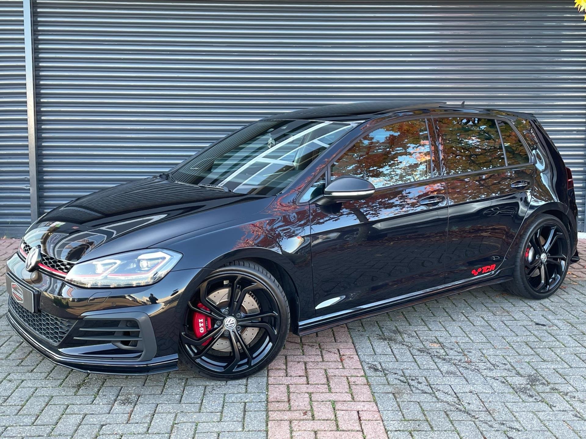 Volkswagen Golf 2.0 TSI GTI TCR Pano | Dyna | Camera | Acc |, 1330 kg, 15 km/l, Gebruikt, 4 cilinders