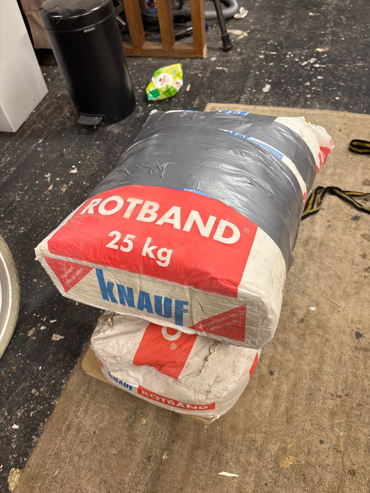 2 zakken Knauf Rotband 25 kg, Ophalen, Nieuw