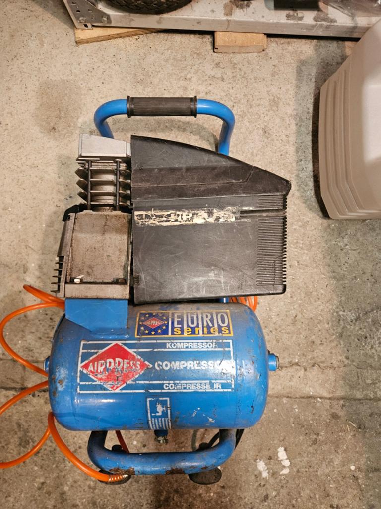 Airpress compressor, Minder dan 25 liter, Ophalen of Verzenden, Minder dan 200 liter/min