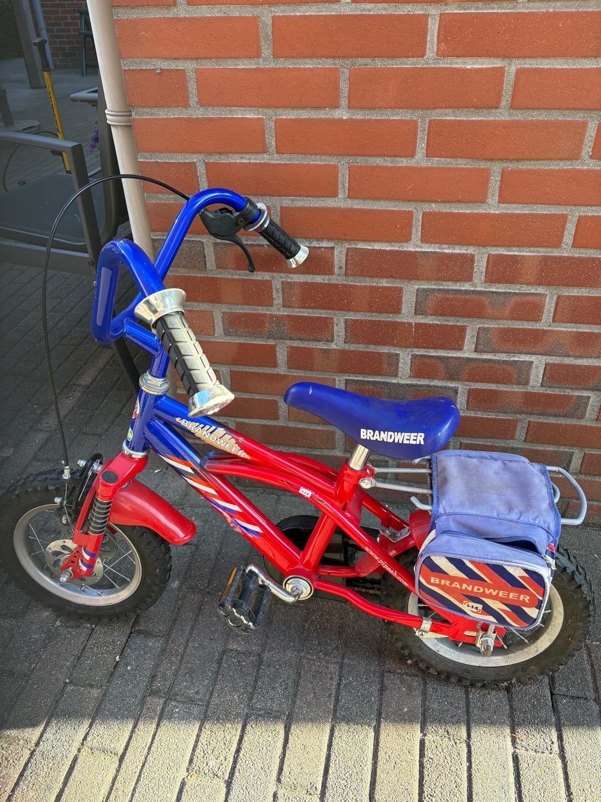 Brandweer kinderfiets - Zo goed als nieuw!, Ophalen, Zo goed als nieuw, Velgrem, Minder dan 16 inch