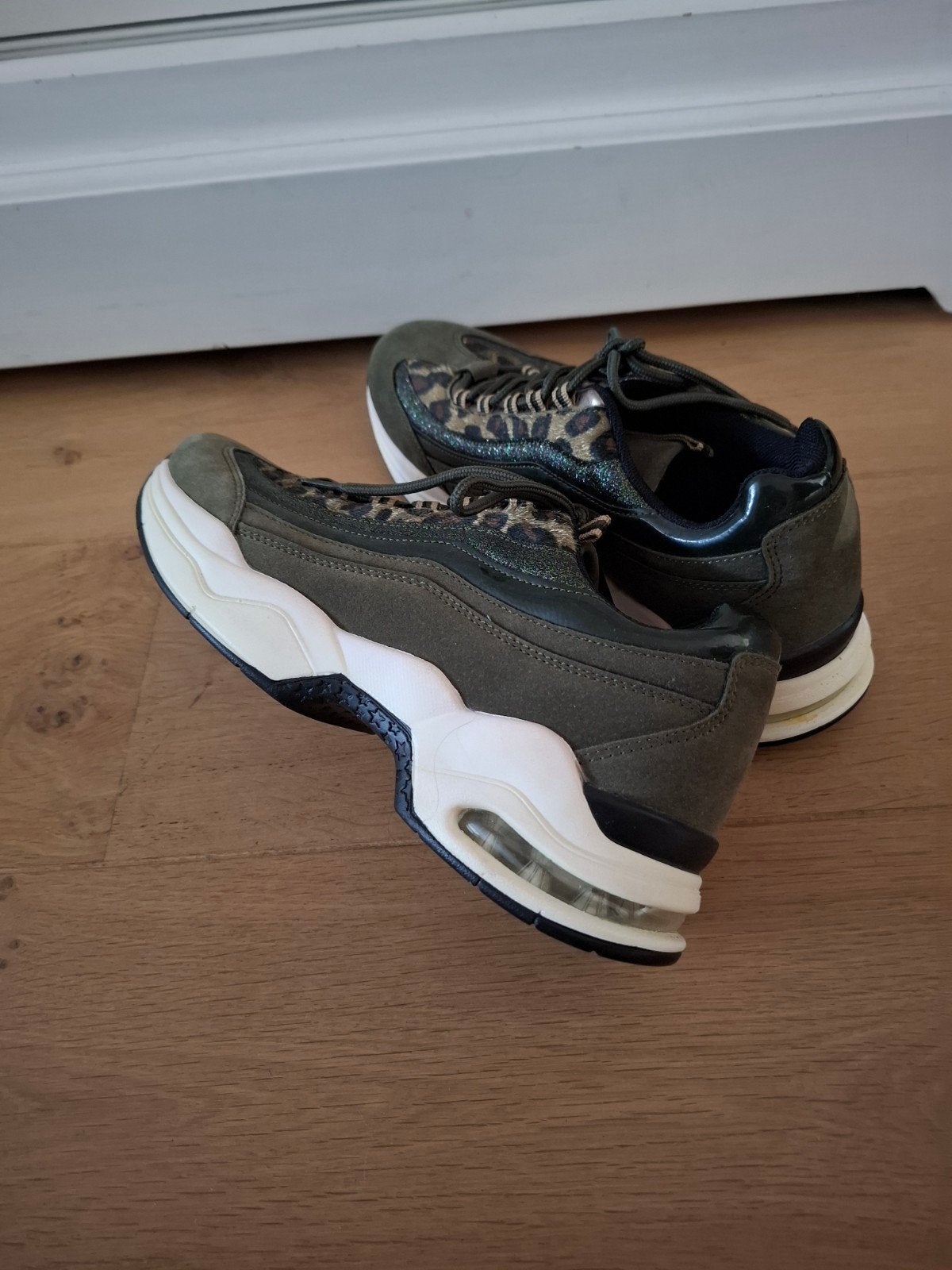 Nieuwe Bluebox sneakers maat 40, Nieuw, Ophalen of Verzenden, Sneakers of Gympen, Bluebox