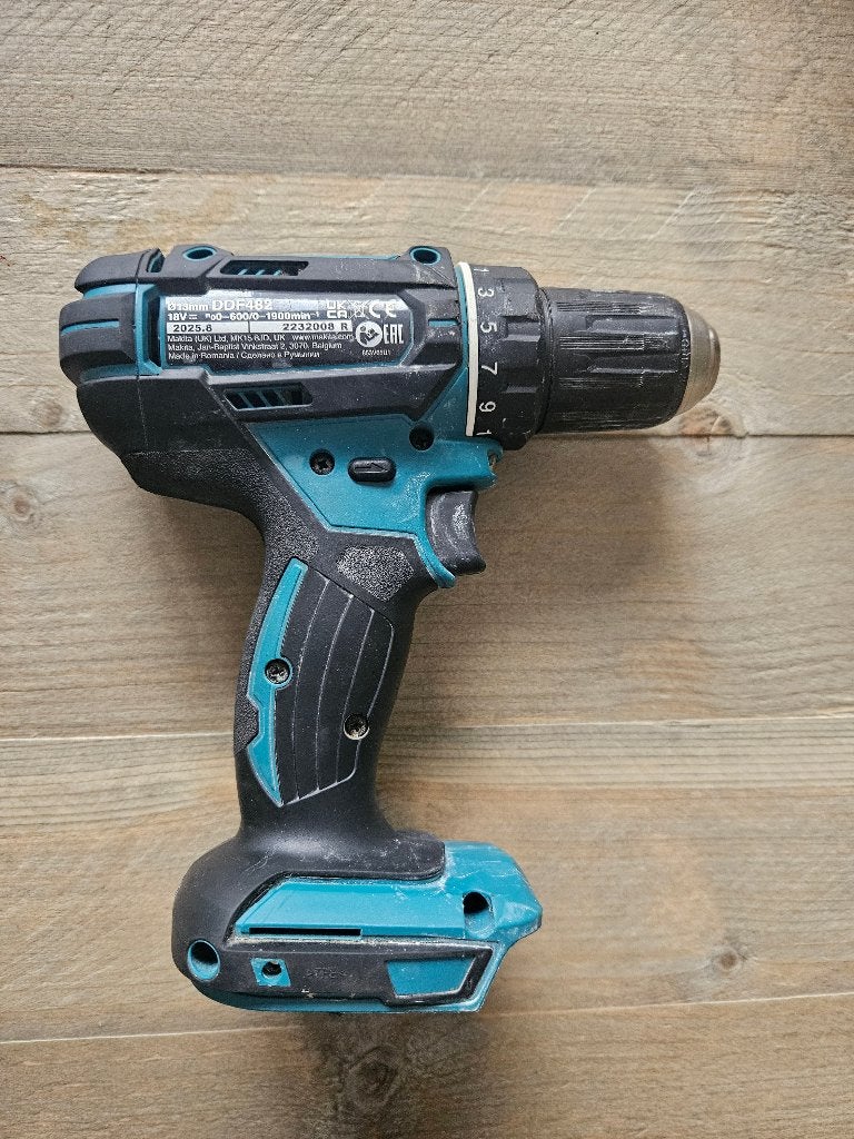 makita accu schroef/boor machine, Doe-het-zelf en Verbouw, Gereedschap | Boormachines, Ophalen of Verzenden, Zo goed als nieuw
