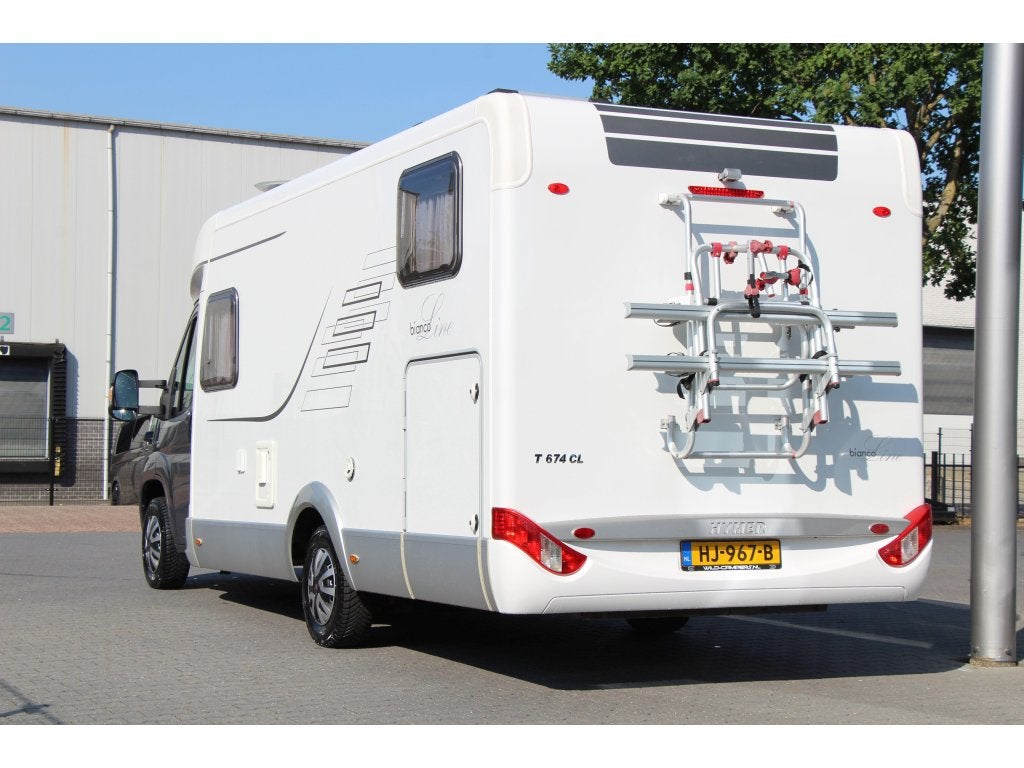 Hymer T674 BIANCOLINE - 150PK AUT - ENKELE BEDDEN - 2X AIRCO, Automaat, Hordeur, Ringverwarming, Fiat