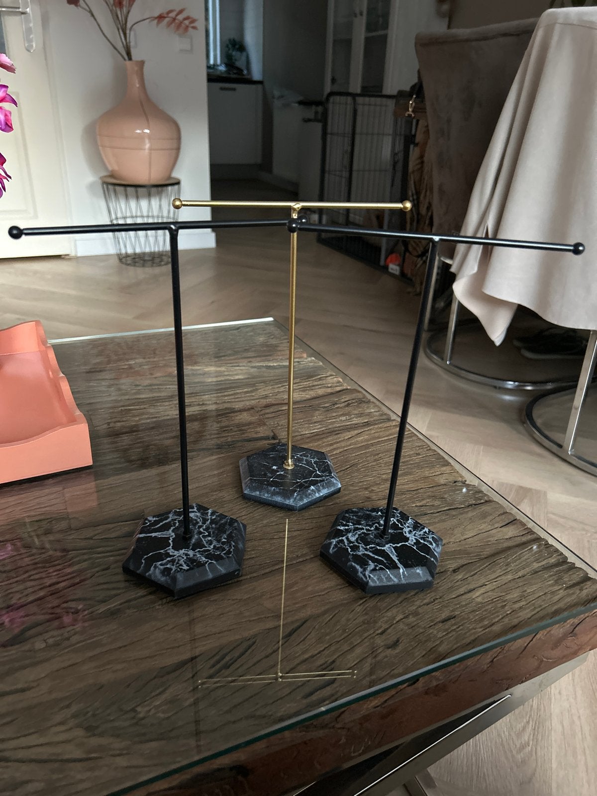 Sieradenstandaards met marmeren voet (3 stuks), Ophalen of Verzenden, Zo goed als nieuw