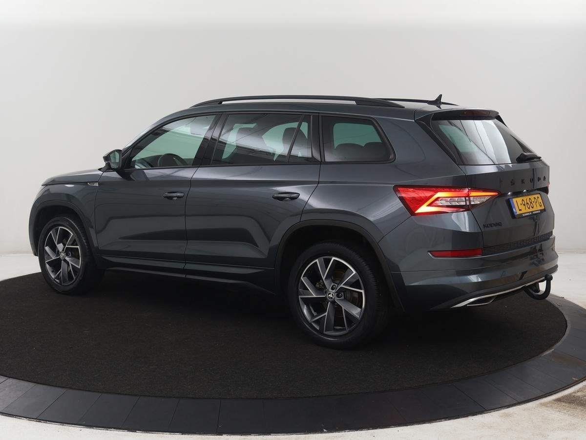 Skoda Kodiaq 1.5 TSI Sportline Business | Leder/alcantara |, Auto's, 4 cilinders, 150 pk, Origineel Nederlands, Bedrijf