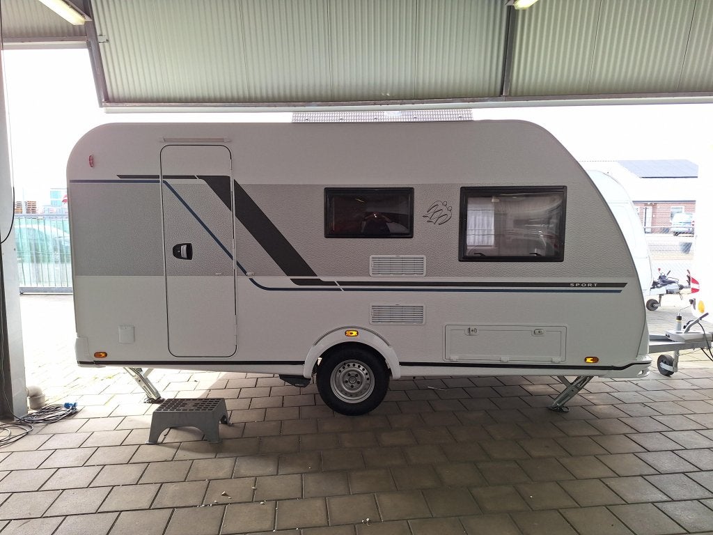 Knaus Sport 420 QD INCL. NIEUWE MOVER, Bedrijf, Treinzit, 4 tot 5 meter, Knaus