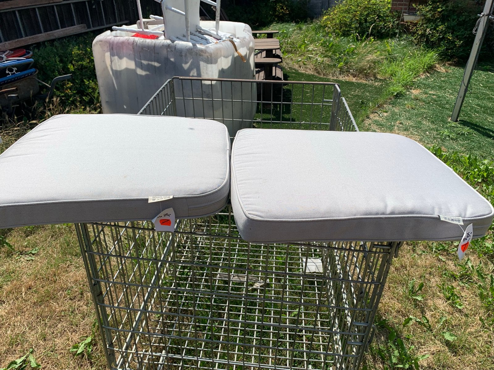 2x Sunbrella Kussens - Grijs - Nieuw, Ophalen of Verzenden, Nieuw