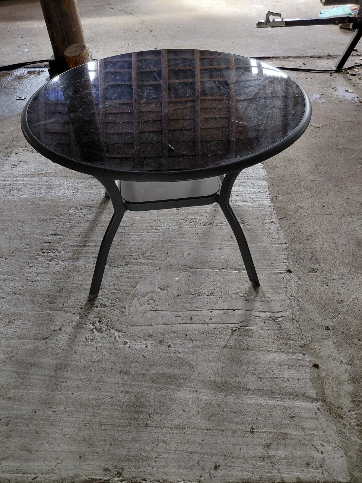Ronde tuintafel met glazen blad, Ophalen of Verzenden, Gebruikt, Rond, Metaal