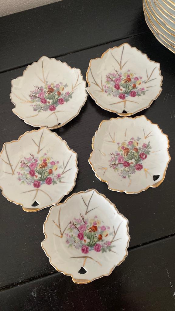 Set van 5 antieke porseleinen blaadjes schaaltjes, Ophalen of Verzenden