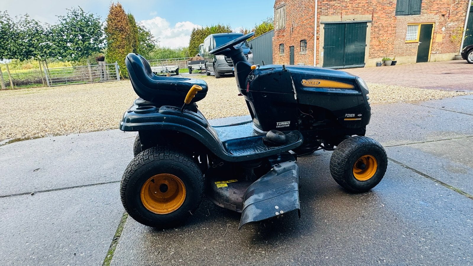 Zitmaaier - Krachtige Grasmaaier, Tuin en Terras, Ophalen, Gebruikt, 90 tot 120 cm
